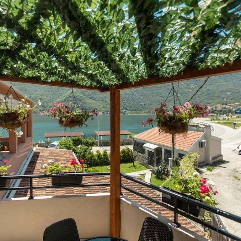 Summer retreat - Two-Bedroom House - 17