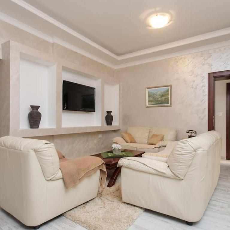 Summer retreat - Two-Bedroom House - 3