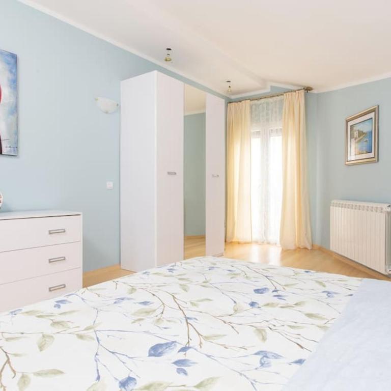 Summer retreat - Two-Bedroom House - 9