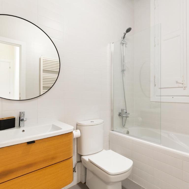 Señor Urgell Apartment by Olala Homes - Two-Bedroom Apartment - 13