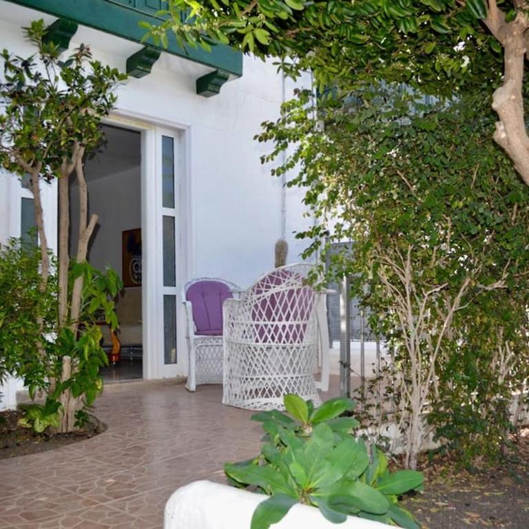 PLAYA CHICA apt with terrace 100 m from the sea - One-Bedroom Apartment - 24