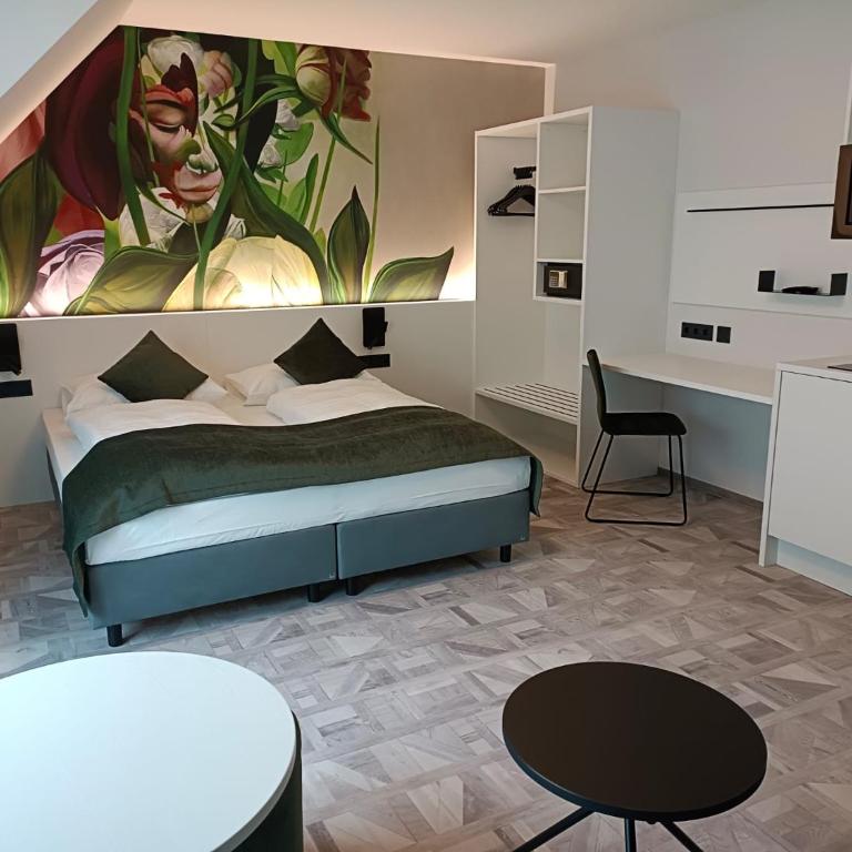 ART-INN Design Self-Check-in-Hotel - Studio mit Kingsize-Bett und Schlafsofa - 4