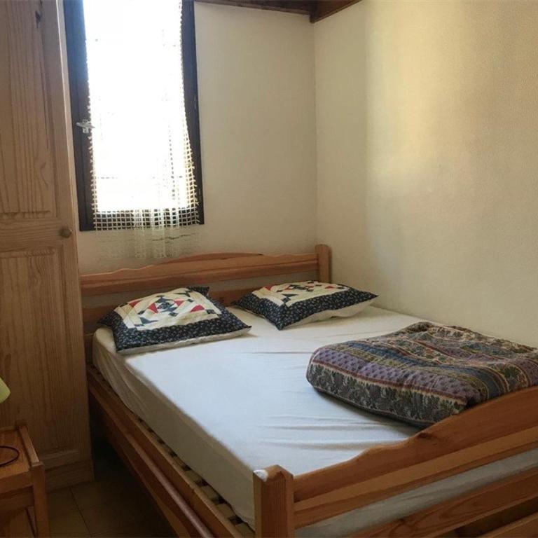 Pavillon T2 Mezzanine, 6 couchages, proche plage, terrasse, parking privé, TV, lave-linge - FR-1-81-92 - Villa - 6