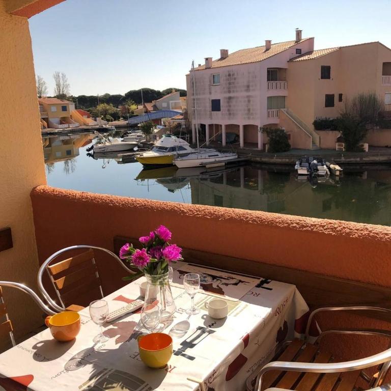 Studio cabine 4 pers avec piscine, parking sécurisé, BBQ et proche plage - FR-1-81-281 - Studio - 1