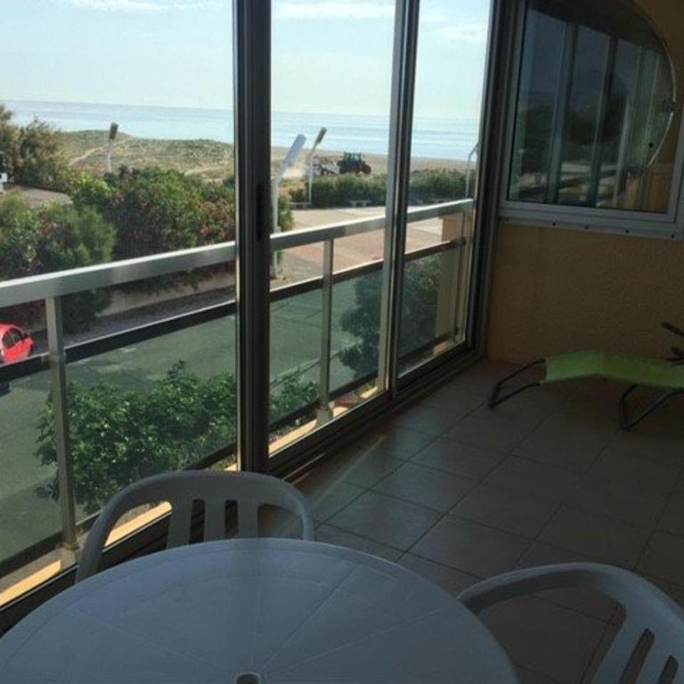 Appartement T2 pour 4 pers, plage à 20m, parking, lave-linge - FR-1-81-201 - Appartement (4 Adultes) - 1