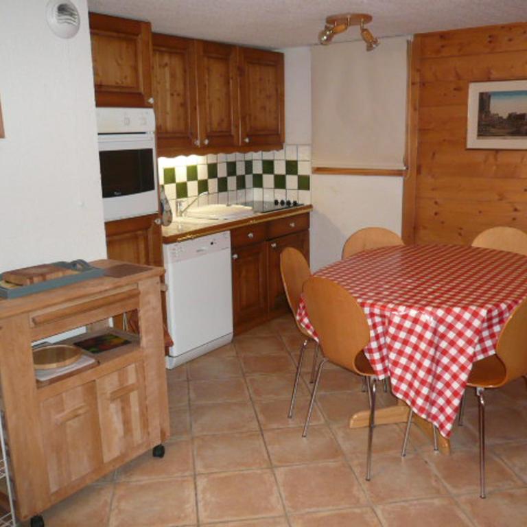 Duplex chaleureux 3 pièces, 6 pers, Méribel, animaux admis - FR-1-411-160 - Appartement (6 Adultes) - 2