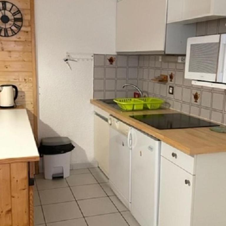 Appartement 3 pièces, 7 pers. avec WIFI, à 20m des pistes, balcons et casier à skis - FR-1-262-77 - Appartement (7 Adultes) - 8