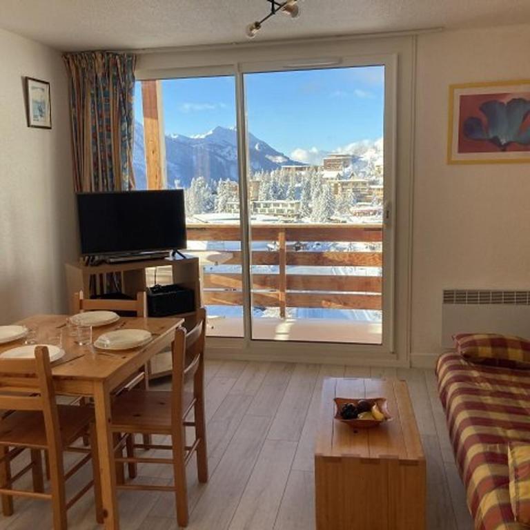 Maxi Studio à Orcières : 4 pers, proche des pistes, lumineux avec 2 balcons & Wi-Fi - FR-1-262-99 - Appartement (4 Adultes) - 1