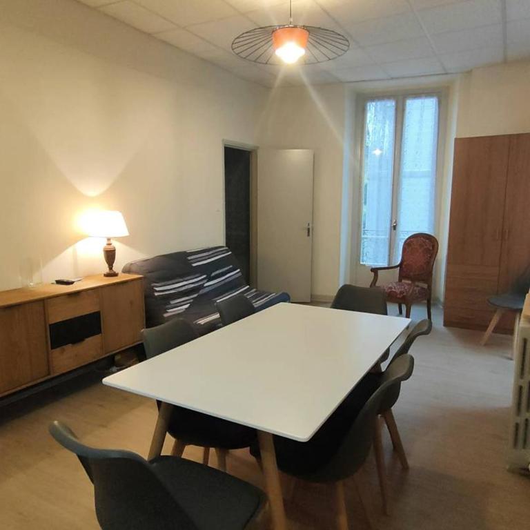 Appartement 2 pièces Centre Cauterets, 5 pers, balcon - FR-1-234-122 - Appartement (5 Adultes) - 1