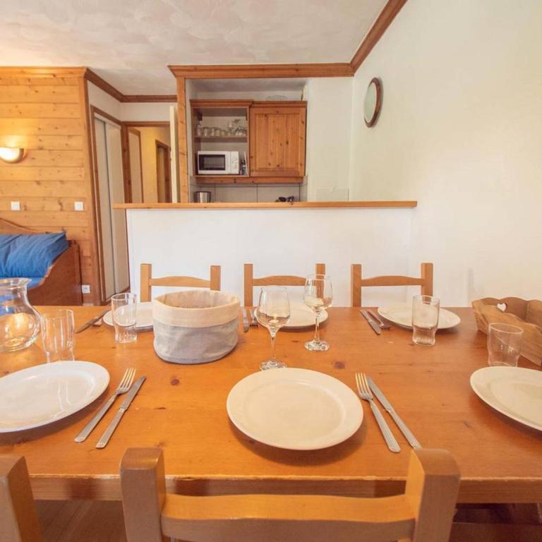 Appartement 3 pièces avec balcon, animaux admis, parking. 7 couchages, Hameau de la Forêt - FR-1-291-776 - Appartement (7 Adultes) - 2