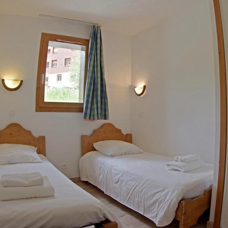 Appartement 3 pièces avec balcon, animaux admis, parking. 7 couchages, Hameau de la Forêt - FR-1-291-776 - Appartement (7 Adultes) - 4