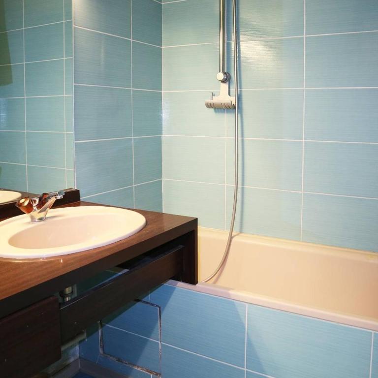 Studio skis aux pieds pour 4 pers, Place Emile Hodoul - FR-1-322-20 - Apartment (4 Erwachsene) - 6