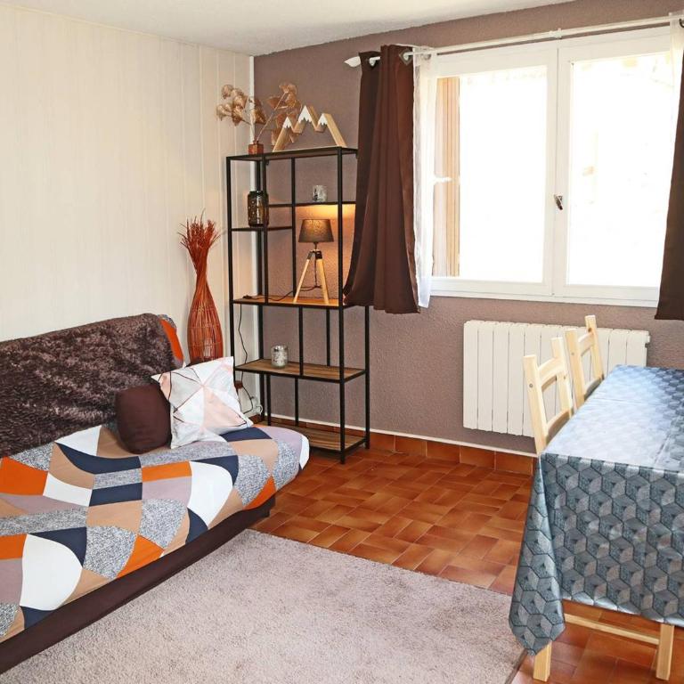 Studio cosy skis aux pieds, balcon sud-est, 400m centre station, parking, quartier calme - FR-1-322-97 - Apartment (4 Erwachsene) - 2