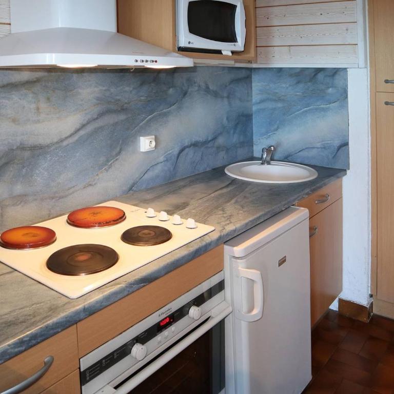 Studio au pied des pistes, équipé pour 4 personnes - FR-1-322-13 - Estudio - 5