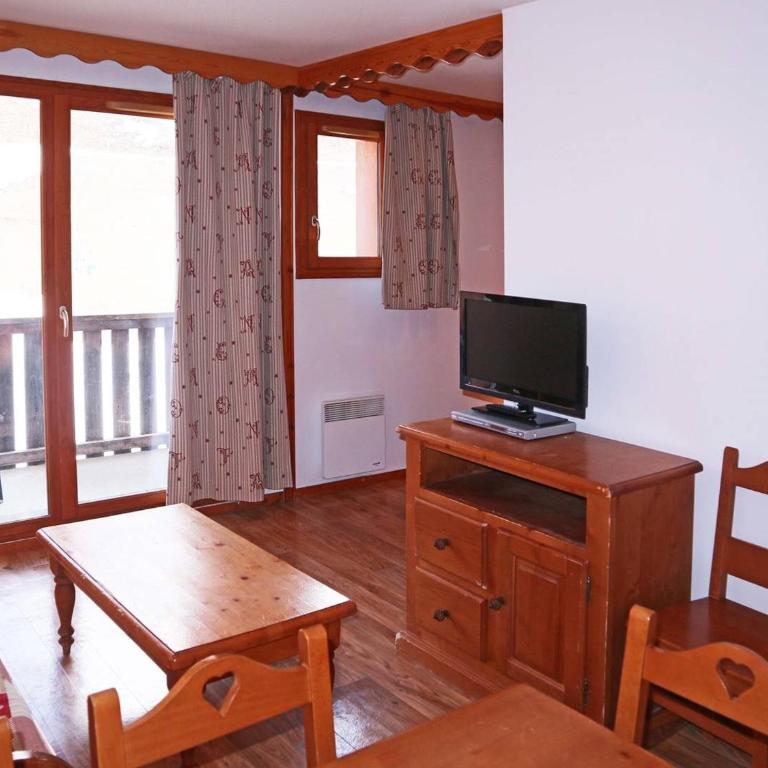 Appartement de standing avec piscine chauffée, sauna et accès skis aux pieds - FR-1-322-184 - Apartment (6 Erwachsene) - 4