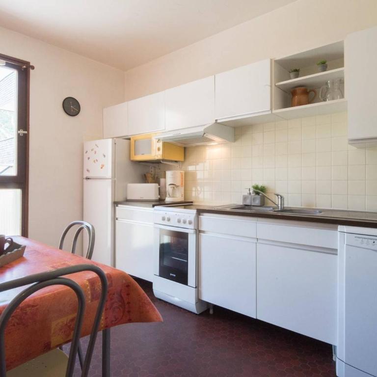 Appartement confortable pour 6 pers. à Saint Lary, parking inclus - FR-1-296-176 - Appartement (6 Adultes) - 6