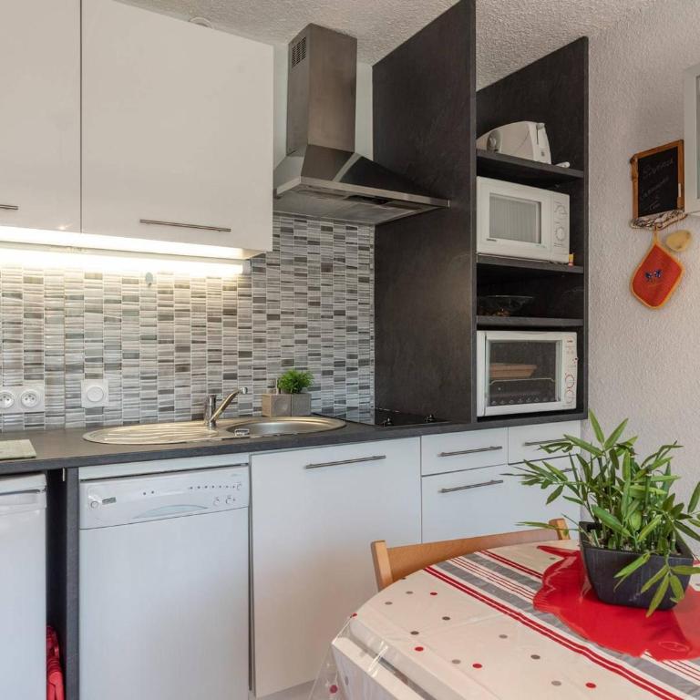 Studio cabine 4 pers. avec parking à Saint-Lary - FR-1-296-218 - Appartamento (4 Adulti) - 13