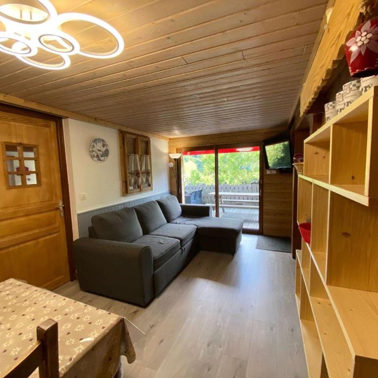 Appartement cosy 6 personnes avec grande terrasse et parking, près des activités - FR-1-241-181 - Apartment (6 Erwachsene) - 3