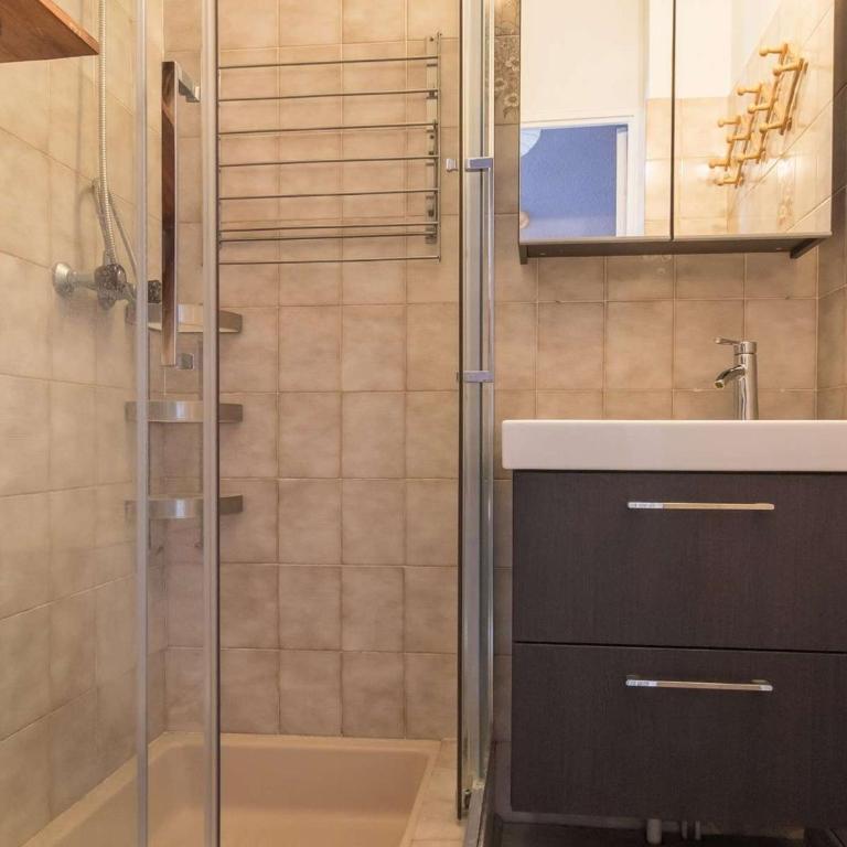 Studio cosy avec coin nuit, proche télécabine et centre, parking - FR-1-330C-21 - Appartement (3 Adultes) - 7
