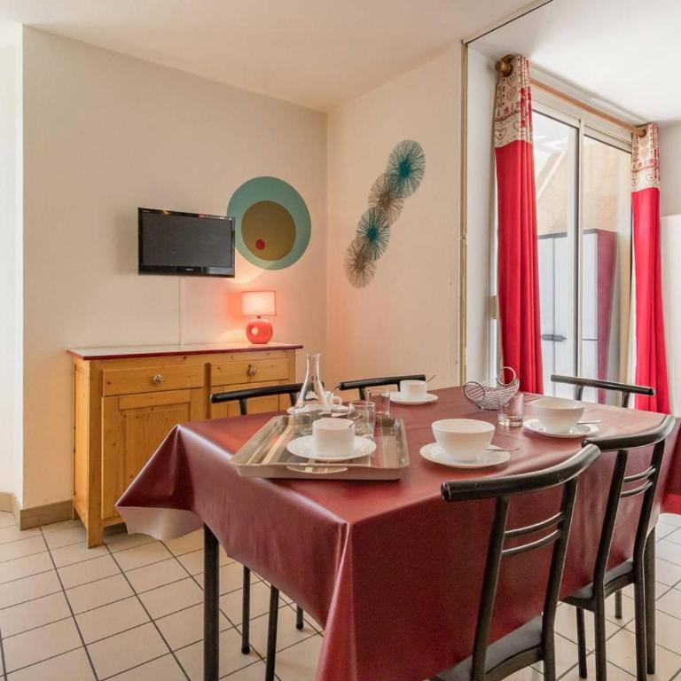Appartement 2P, balcon sud, proche Prorel et centre, 4-6 pers., ski, 2 étoiles, Briançon - FR-1-330C-13 - Appartement (6 Adultes) - 1