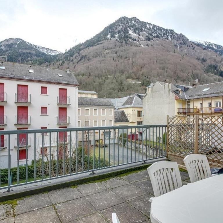 Appartement T2 à Cauterets avec Terrasse, Local à Ski, et Proche Télécabine - FR-1-401-1 - Appartement (4 Adultes) - 10