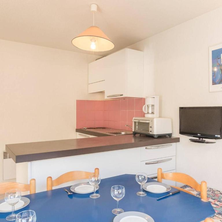 Charmant 2 pièces avec balcon, idéal pour 5 pers. à 100m des pistes, proche centre Briançon - FR-1-330C-25 - Apartment (5 Adults) - 8