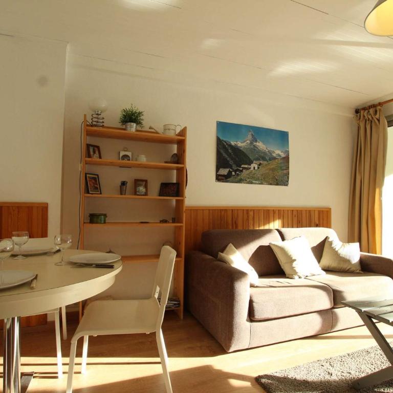 Appartement cosy pour 6 à Chantemerle, Serre-Chevalier. Balcon, parking, casier à ski, 2 étoiles. - Appartement 1 Chambre - 1
