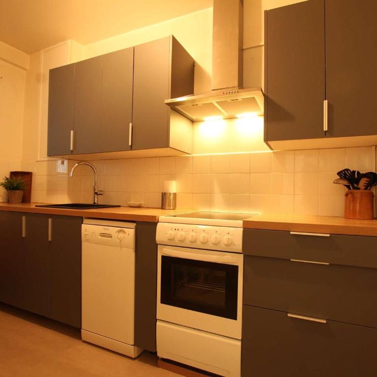 Appartement cosy pour 6 à Chantemerle, Serre-Chevalier. Balcon, parking, casier à ski, 2 étoiles. - Appartement 1 Chambre - 16