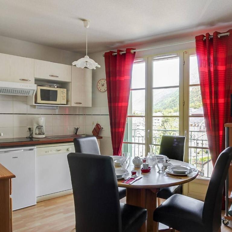 Appartement T2 cabine pour 6 pers, parking inclus, face aux télécabines - FR-1-401-19 - Appartement (6 Adultes) - 9