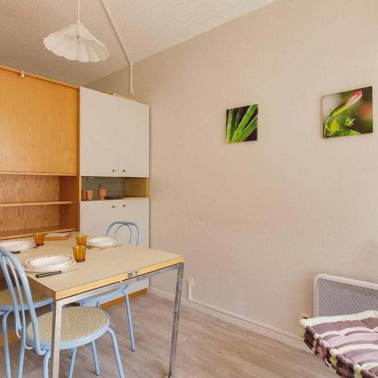 Charmant studio à Cauterets avec balcon, parking couvert et proche télécabine - FR-1-401-24 - Studio - 8