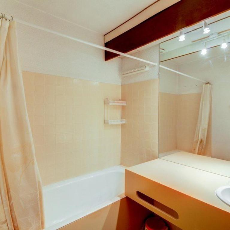 Studio cabine 6 personnes avec balcon à La Mongie, près des pistes - Monolocale - 4