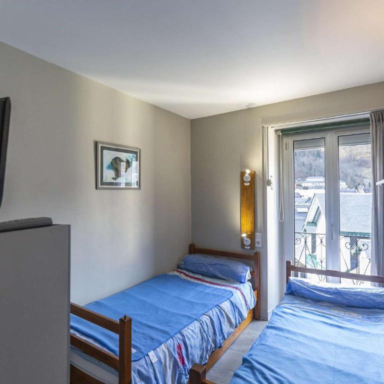 Cauterets: Apt 2 Chambres, Balcon, WIFI - FR-1-401-26 - Appartement (4 Adultes) - 2