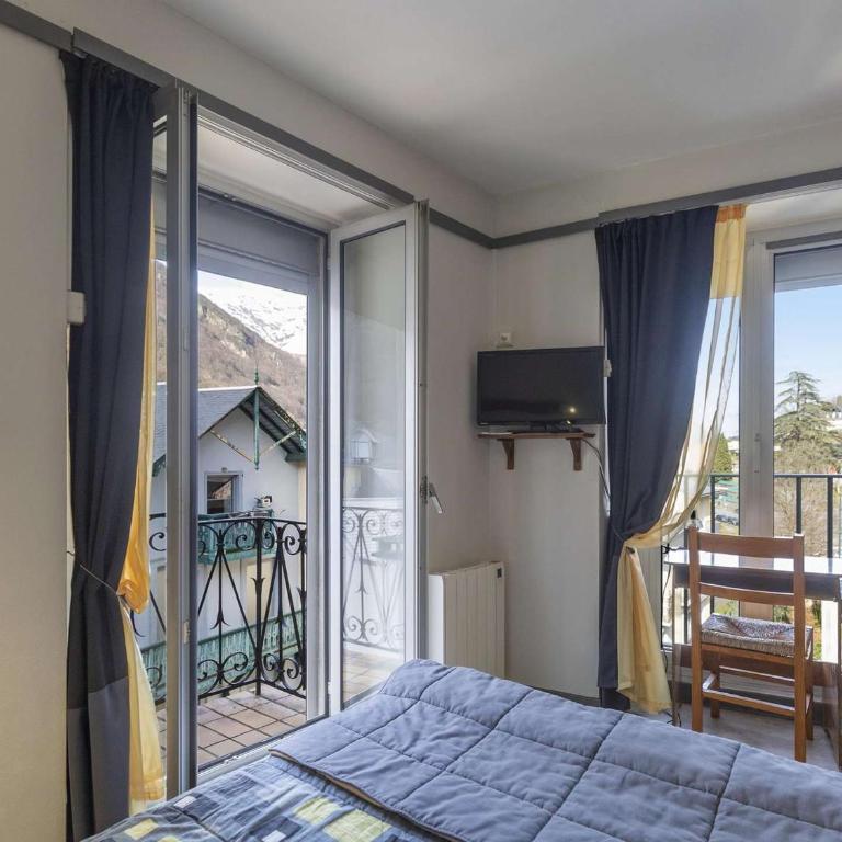 Cauterets: Apt 2 Chambres, Balcon, WIFI - FR-1-401-26 - Appartement (4 Adultes) - 5