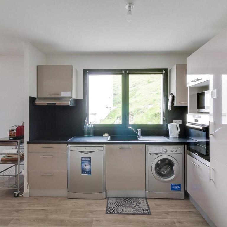 Appartement pour 8, 2 chambres, centre station, 3ème étage, sécurisé, casier à ski - Appartement 2 Chambres - 3