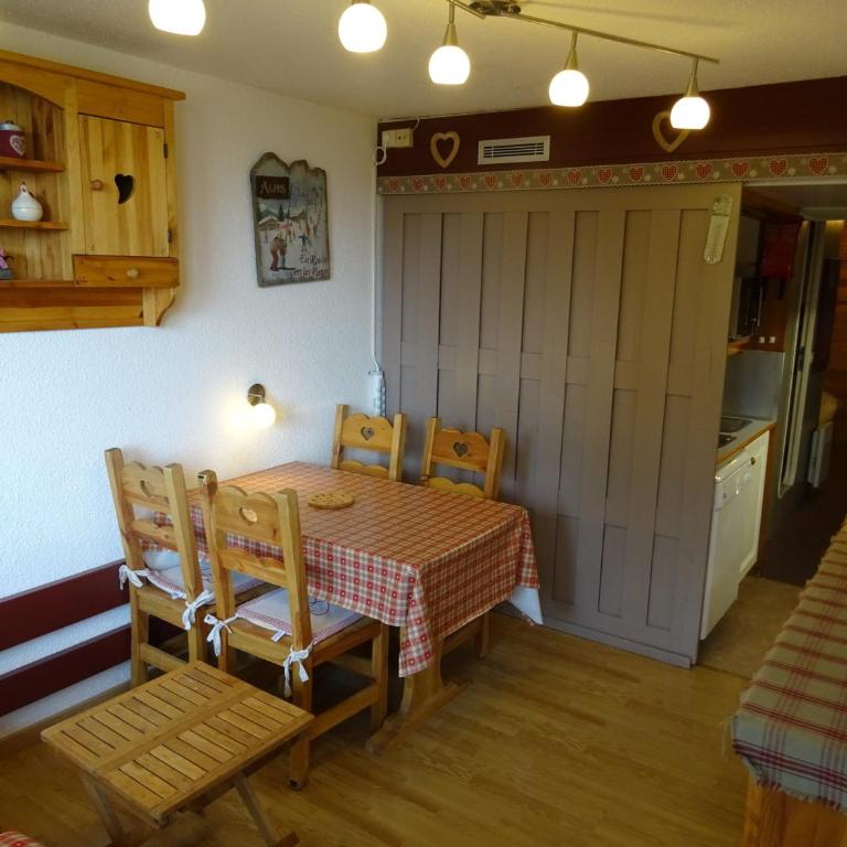 Studio cosy 4 pers, skis aux pieds, Arc 1800 - FR-1-411-65 - Studio - 2
