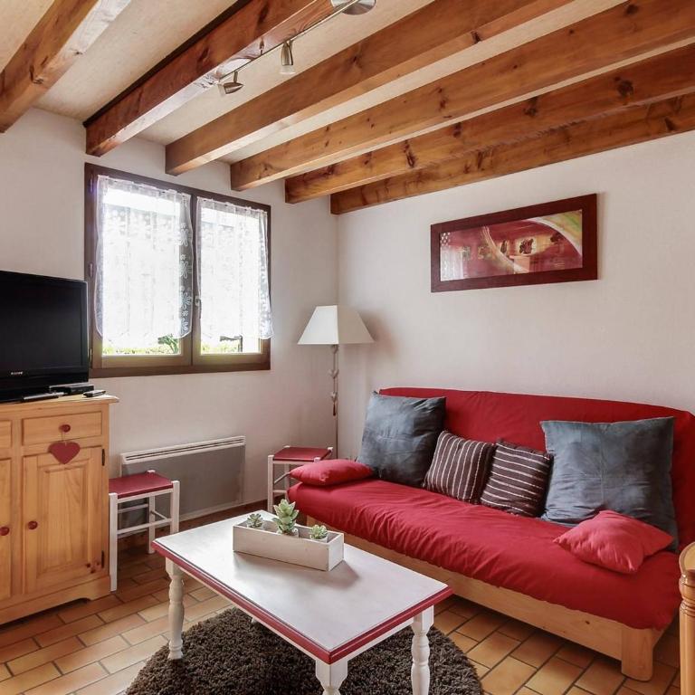 Chalet 2 chambres, 6 pers, terrasse, balcon, parking, wifi, près ski et commerces - FR-1-401-52 - Appartement (6 Adultes) - 6