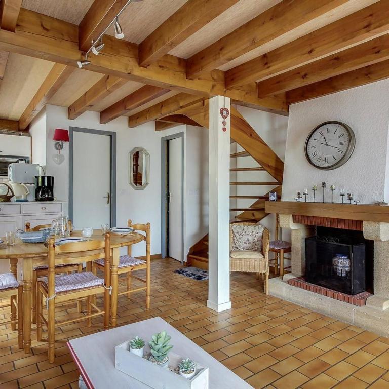Chalet 2 chambres, 6 pers, terrasse, balcon, parking, wifi, près ski et commerces - FR-1-401-52 - Appartement (6 Adultes) - 8
