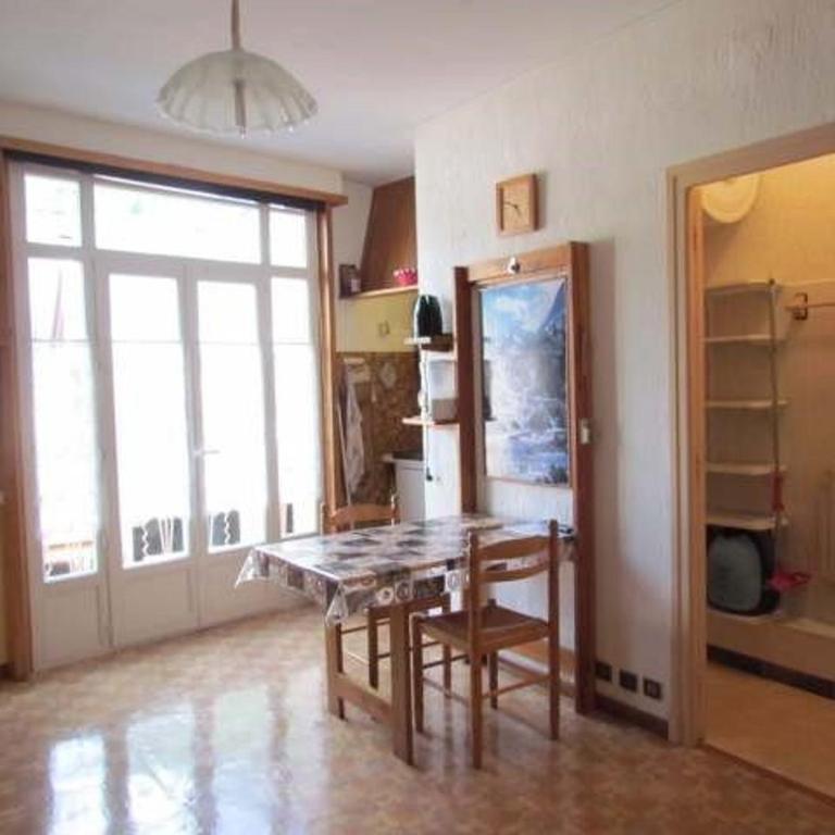 Studio cosy au centre de Cauterets, balcon, proche télécabines, pour 2 personnes - FR-1-401-85 - Studio - 7