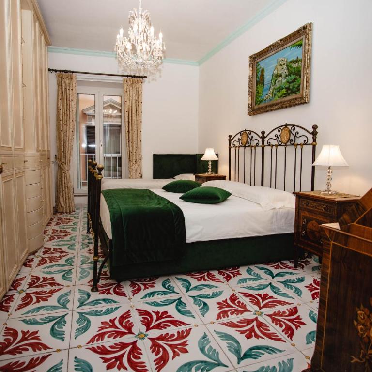 Delfini Trevi House - Appartamentino su 2 Livelli - 2