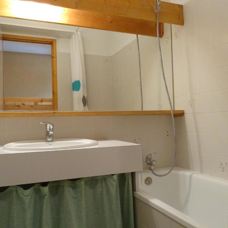 Studio 4 personnes Bourg Saint Maurice - Balcon, Animaux admis - FR-1-411-110 - Studio - 7