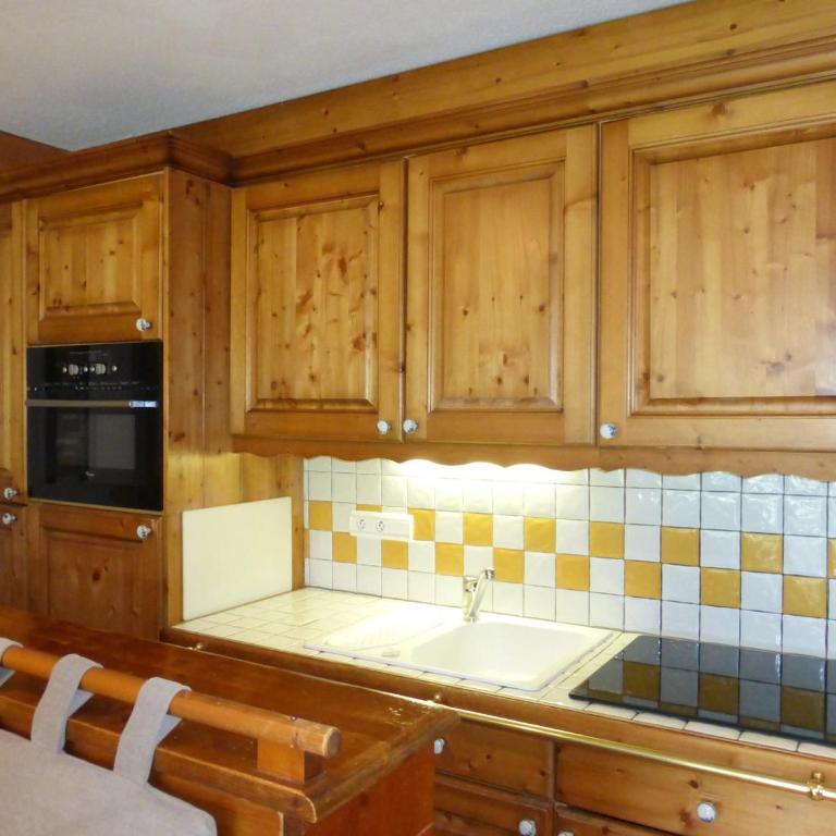 Appartement 3 pièces pour 6 à Méribel Village, accès piscine et Wi-Fi - FR-1-411-406 - Appartement (6 Adultes) - 4