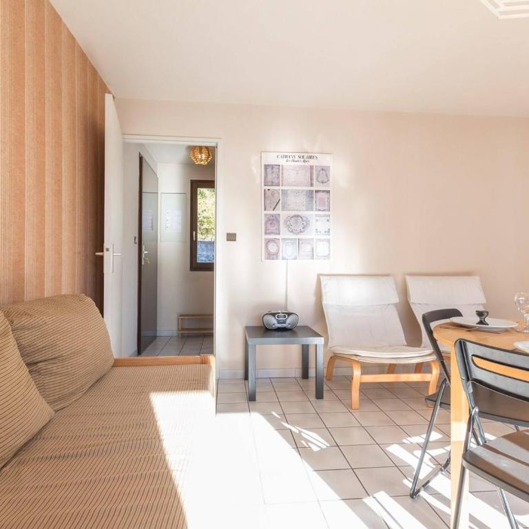 Appartement fonctionnel 2 pièces avec parking, centre Briançon - FR-1-330C-60 - Appartement (6 Adultes) - 2