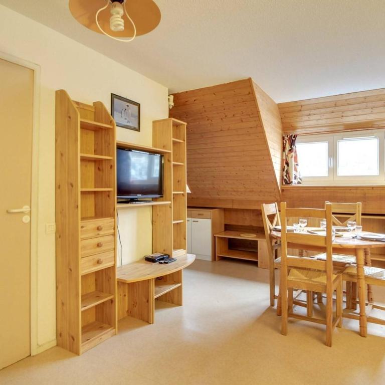 Appartement charmant 2 chambres, 6 pers., cuisine, parking couvert, centre Cauterets et télécabine - FR-1-401-106 - Appartement (6 Adultes) - 7