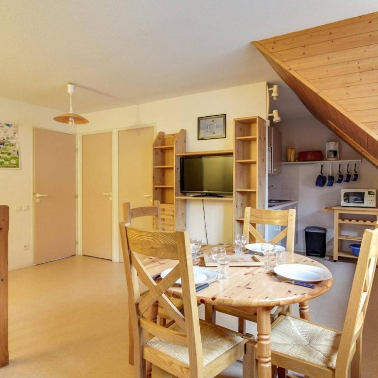 Appartement charmant 2 chambres, 6 pers., cuisine, parking couvert, centre Cauterets et télécabine - FR-1-401-106 - Appartement (6 Adultes) - 10