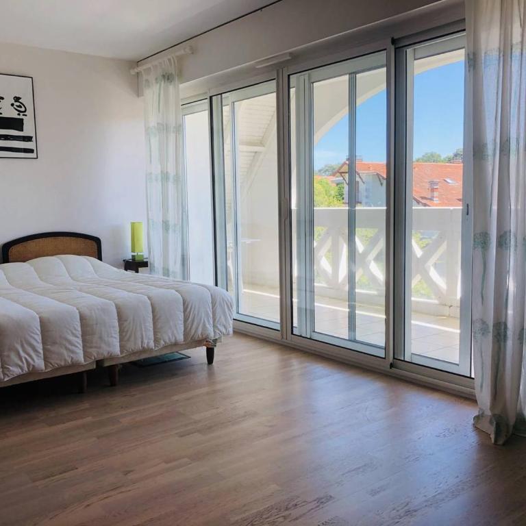 Appartement 4 chambres avec terrasse et parking à Arcachon, accès direct aux plages - FR-1-433-28 - Appartement (10 Adultes) - 3