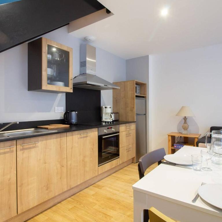 Duplex rénové 2 chambres avec wifi, cuisine équipée et local ski, en centre-ville de Cauterets - FR-1-401-179 - Appartement (6 Adultes) - 5