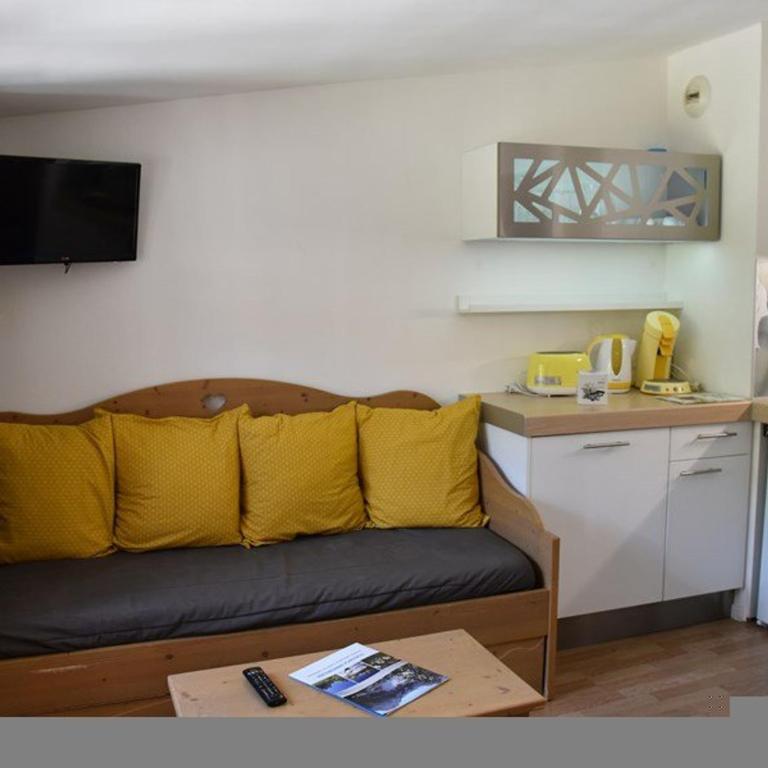 Studio Cabine à Montgenèvre - Face aux Pistes, Wifi, Animaux Acceptés - FR-1-266-131 - Appartement (4 Adultes) - 3