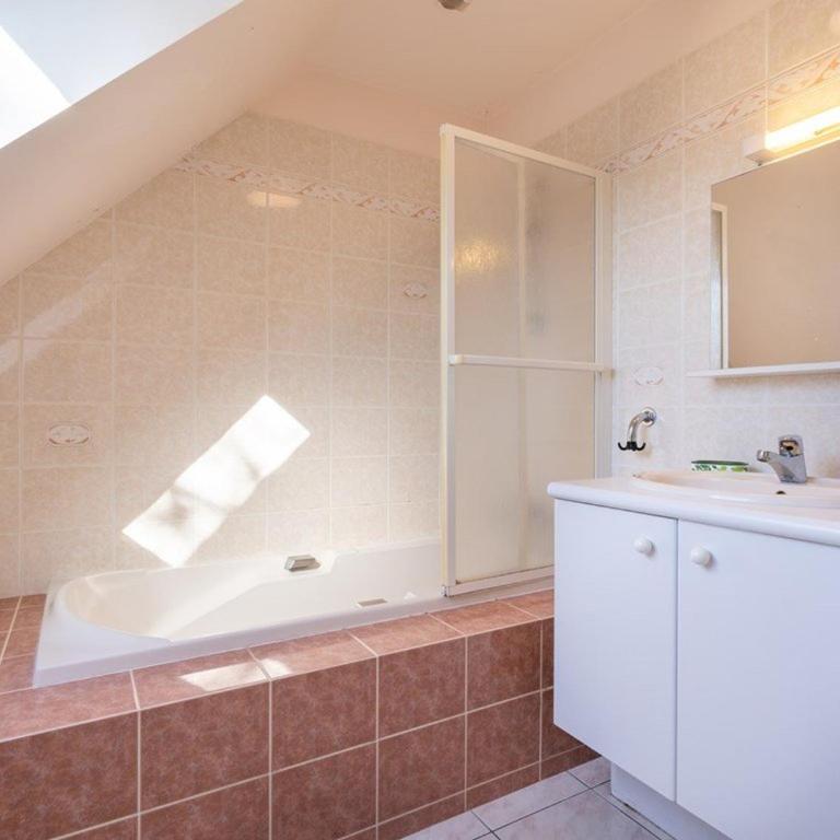 Maison spacieuse à Carnac - 8 pers, jardin clos, proche plage, Wifi, garage, petit animal accepté - FR-1-477-50 - Villa - 3
