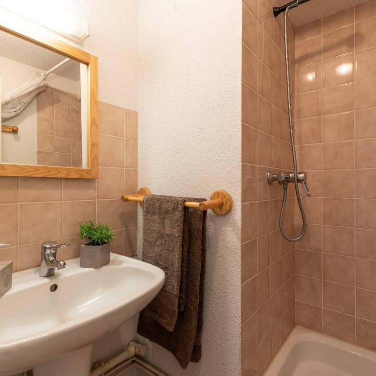 Duplex 3 chambres près des télécabines et thermes, 8 pers. à Saint Lary - FR-1-296-286 - Appartement (8 Adultes) - 13