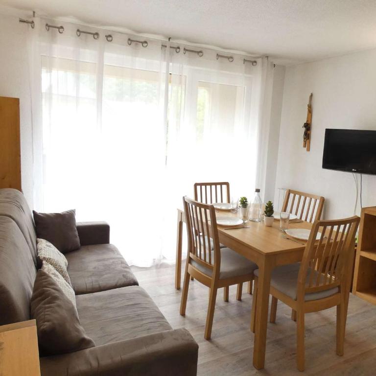 T2 pour 4 pers avec balcon à Saint-Lary-Soulan - FR-1-457-244 - Appartement (4 Adultes) - 2